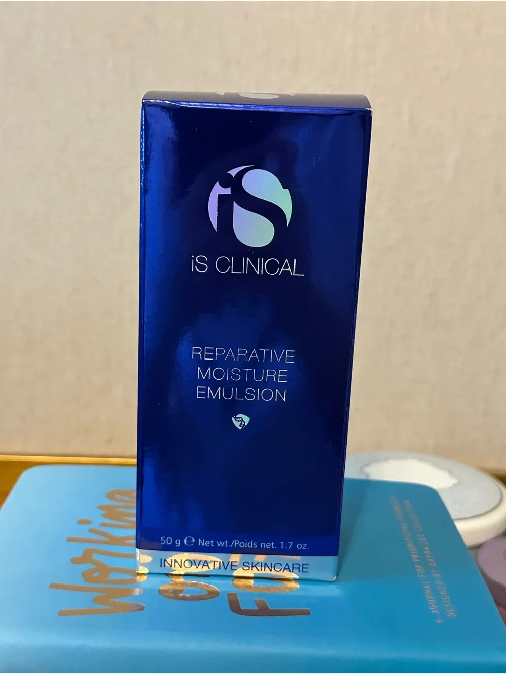 IS Clinical Reparative Moisture Emulsion - Blue